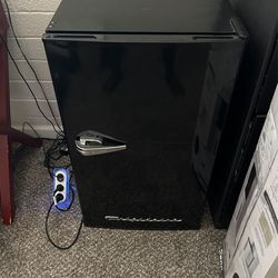 Frigidaire Mini Fridge