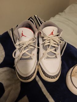 Nike Air Jordan 3 Retro sneakers in the classic White Cement colorway