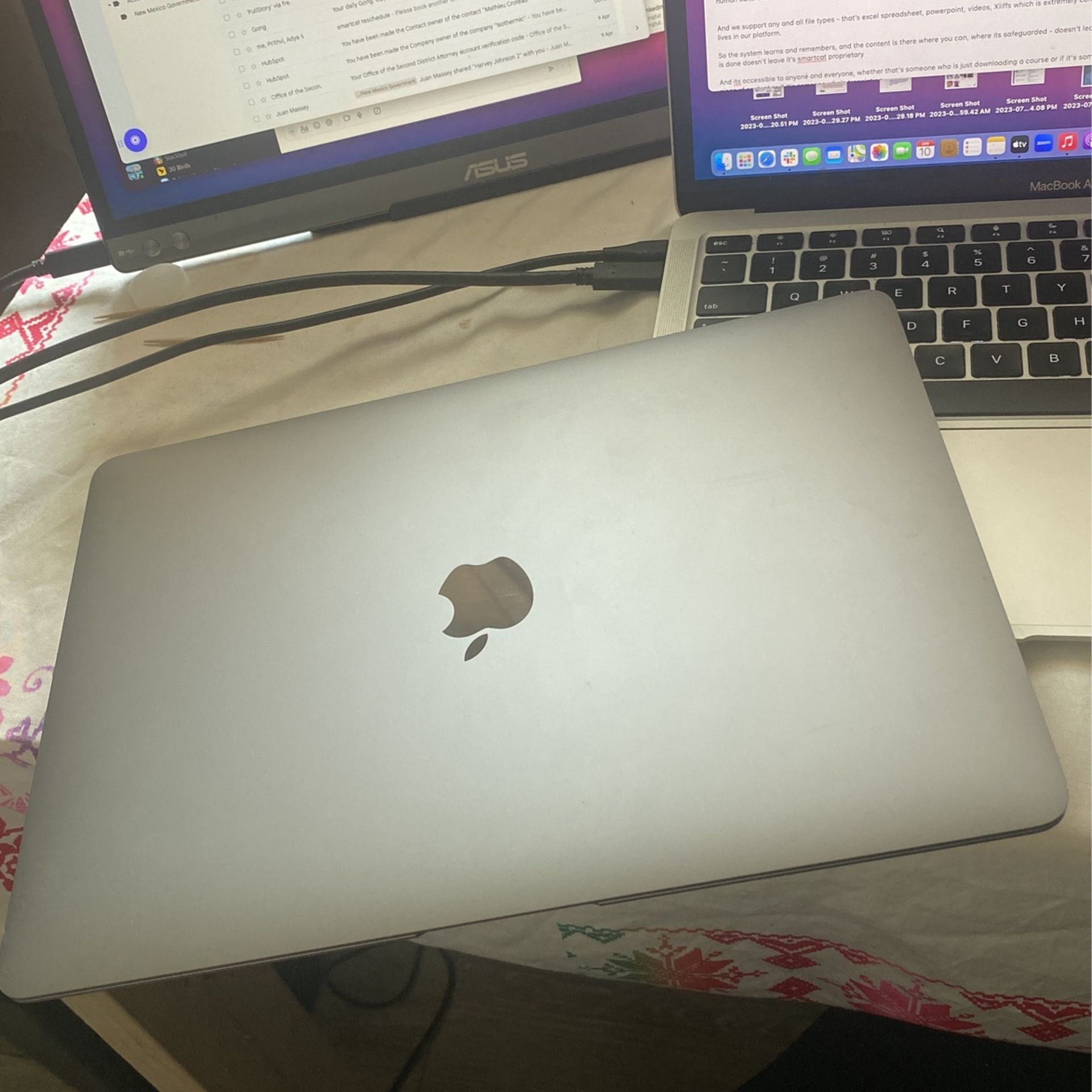 Brand New MacBook Air / Right Out Of Box