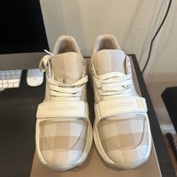 Size 39  Women’s Burberry Sneakers 