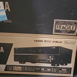 Yamaha Receiver RXV- 377  New In Box $$$ MAKE OFFER