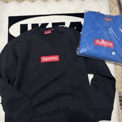 Supreme FW22 Box Logo Crewneck Sweater Black Blue