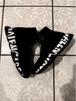Balenciaga grafiti
