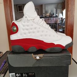 Jordan Retro 13 Size 6.5 Y