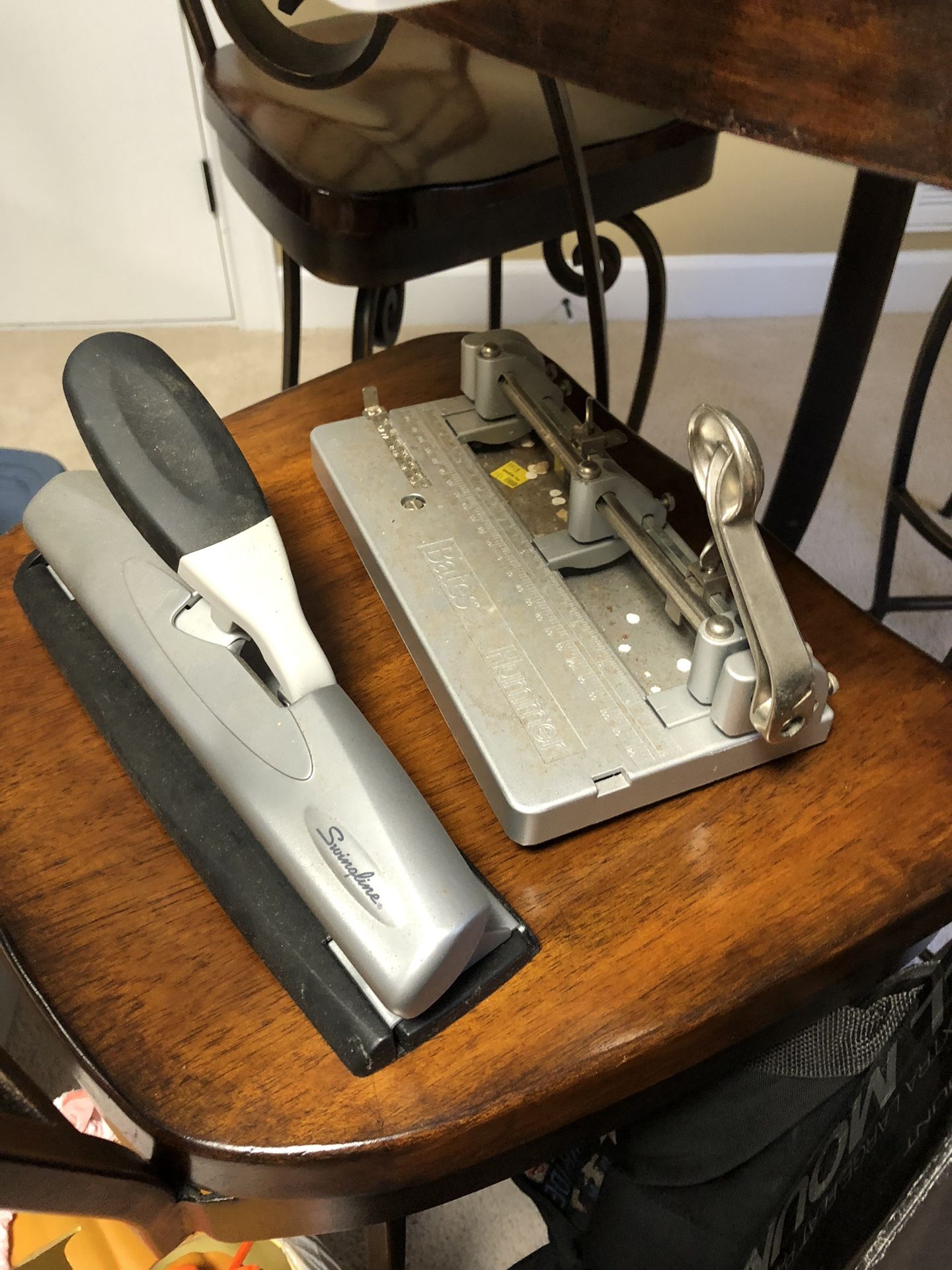 3 Hole Punch