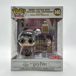 Funko Pop! Deluxe: Harry Potter Harry Potter with Eeylops Owl Emporium 