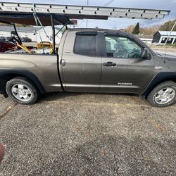 2011 Tundra
