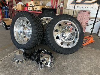 24” alcoa classic wheels with35125024 tired adapters caps spikes