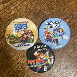 Super Mario Sunshine , Super Mario Bros 3 , Duffy Kong racing Nintendo Promotional Buttons