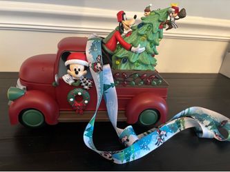 Disney Christmas Mickey Popcorn bucket Truck 2025
