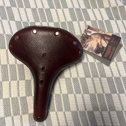 Brooks Bicycle Saddle B67 Veg Leather Handcrafted Made In England Brown