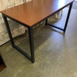 Dinning Table 