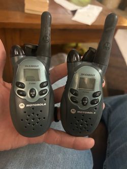 Motorola Walkie Talkie Set