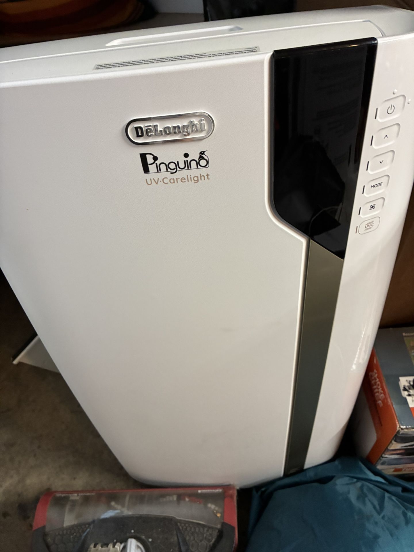 Delonghi Penguino Portable AC - Single Hose