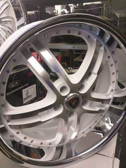 Brand 20" white and chrome custom merceli m6 5 lug