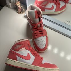 Air Jordan 1 Mid 