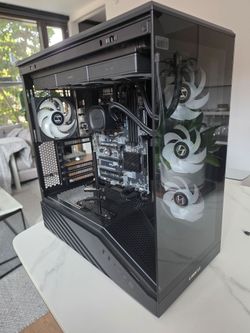 Lian Li V100 ATX Mid PC Case w/ MSI Pro B850-VC Motherboard