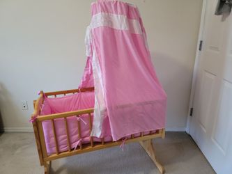 Bassinet- open box