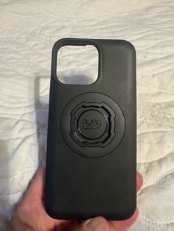 iPhone 15 Pro Max Quadlock case