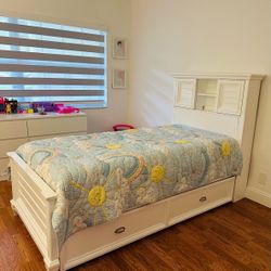Rooms To Go Twin Bed Frame And Two Matress