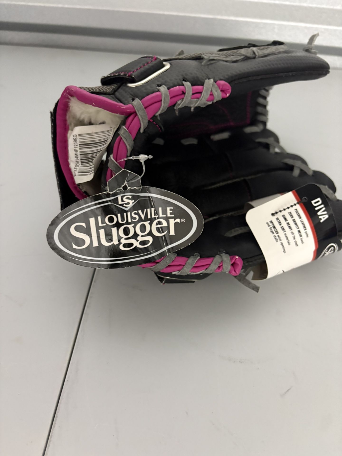 Baseball glove