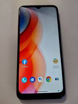 T-Mobile Motorola moto g play 2021 32GB Good Shape ready to be activated. Everything is functional