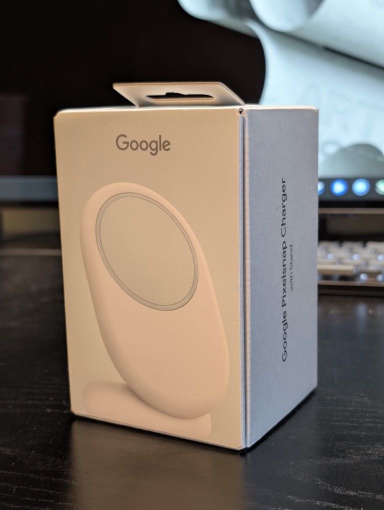 Google Pixelsnap Charger with Stand