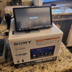 Very Nice Sony Carplay Car stereo 7" touchscreen radio 