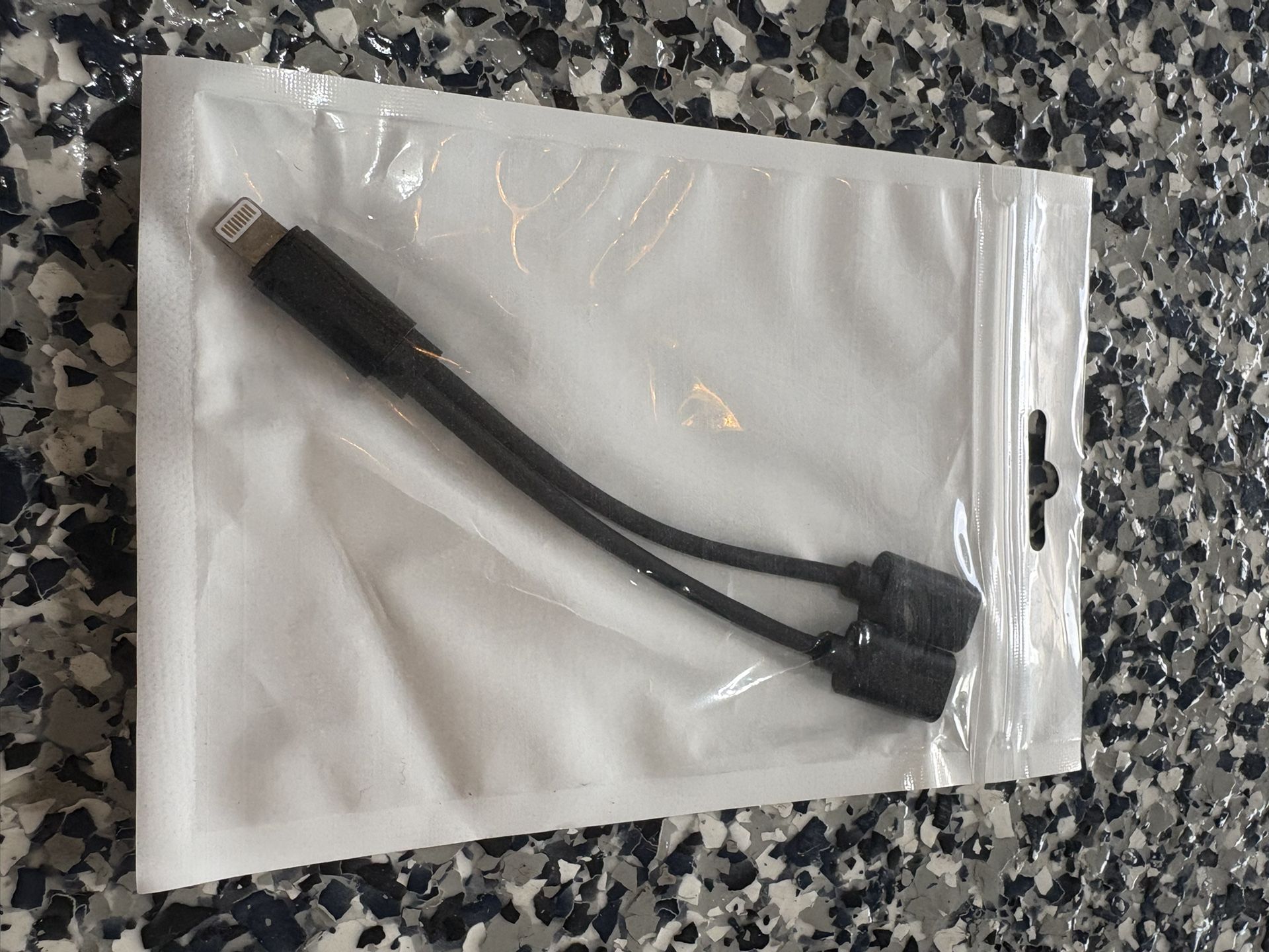 3- Single lightning cable adapter to 2 usbc connector. Brand new.