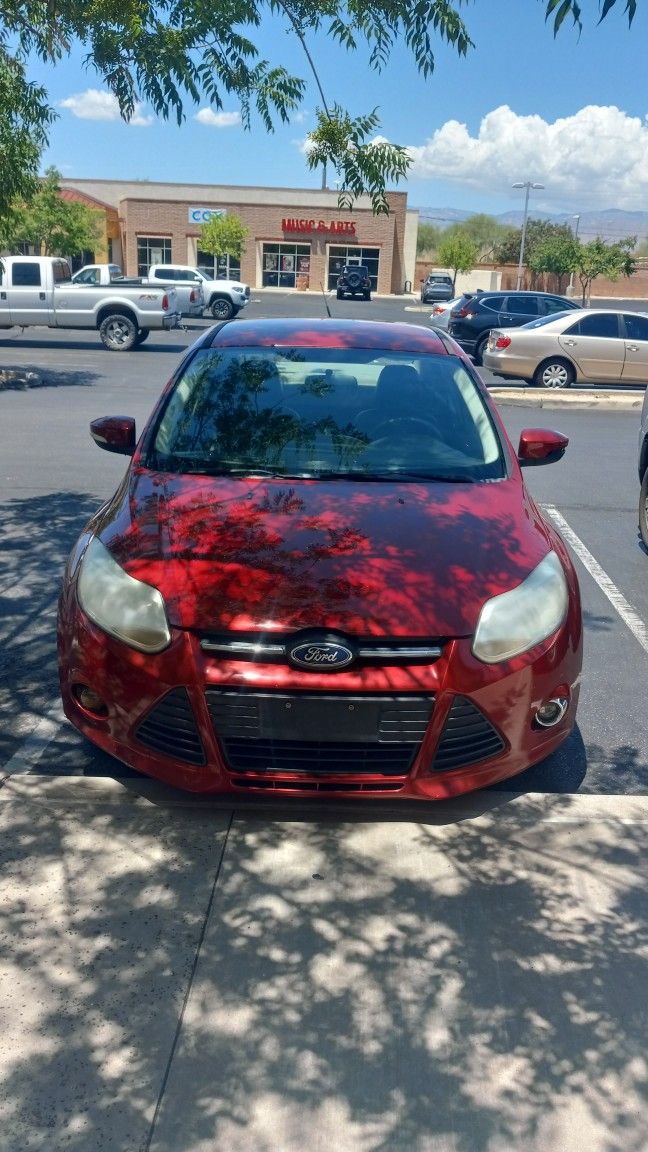 Fore Focus Red 4 Door Sedan