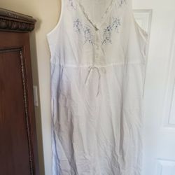 NEW Gilligan and O'MALLEY nightgown. Size Large