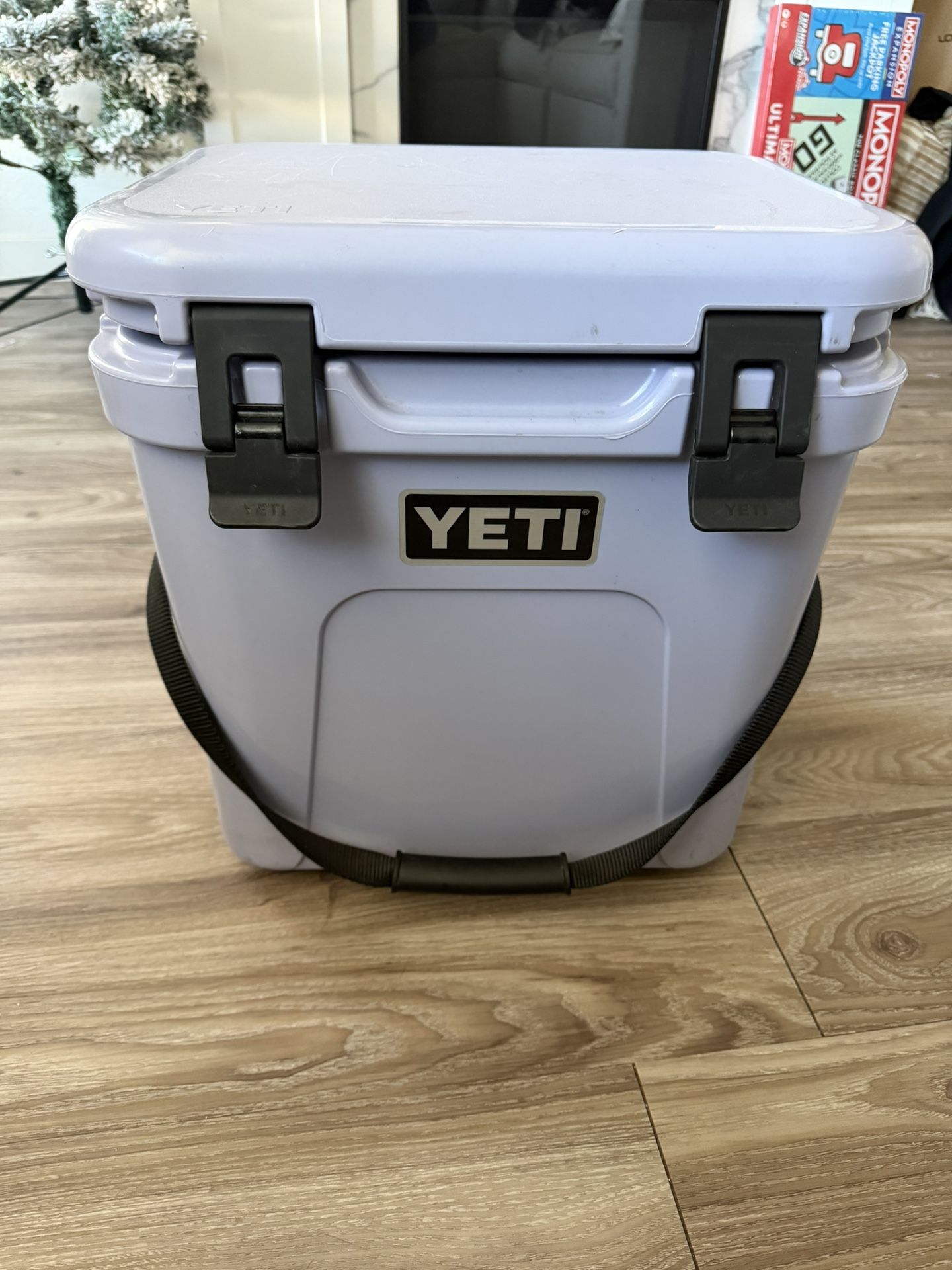 YETI Roadie 24 Hard Cooler