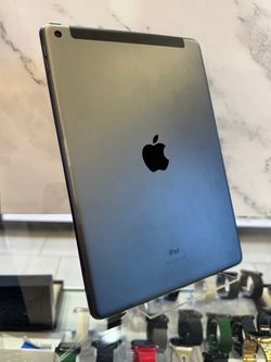 iPad 9th Gen 64GB WiFi + LTE Pre-owned