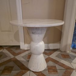 2 MARBLE COFFEE TABLE BRAND NEW!