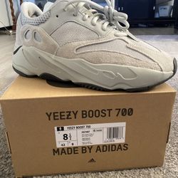 Yeezy 700