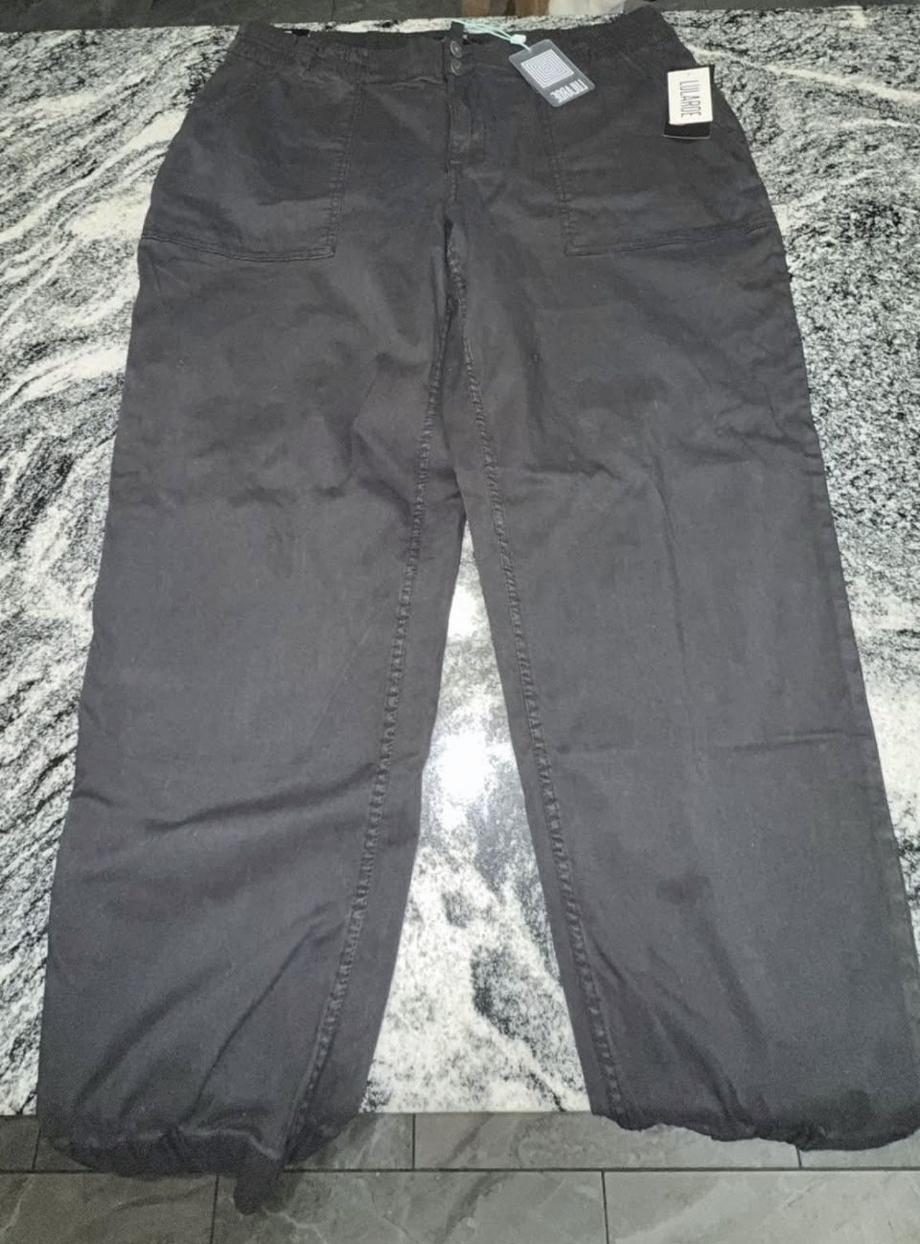 NWT Black LuLaRoe Patch Pocket Pants - Size 34