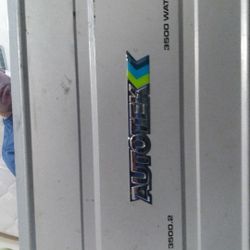 Autotek 3500.2 Sub Amp. 