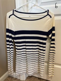 Women’s Long Sleeve Shirts (5)-Size Small