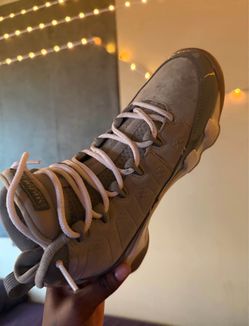 Cool gray 9