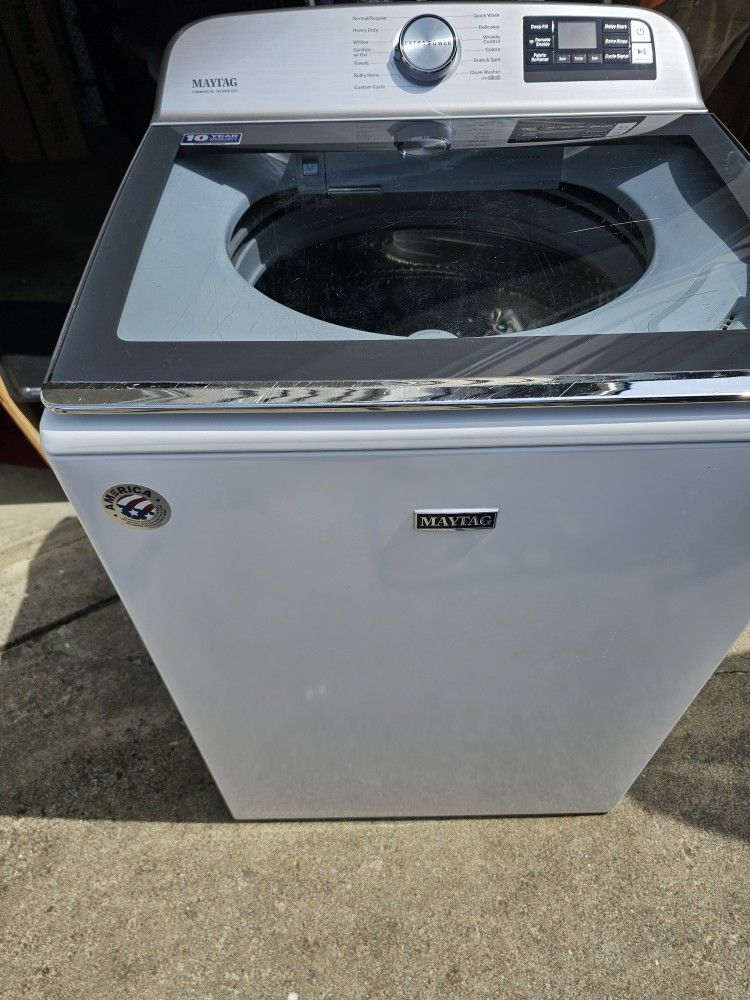 MAYTAG Washer