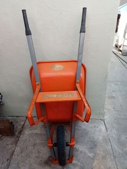 All steel wheelbarrow