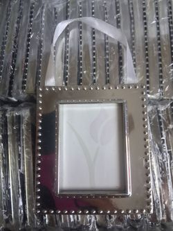Small picture frames
