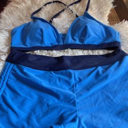 swimsuit    bikinis  medium   new