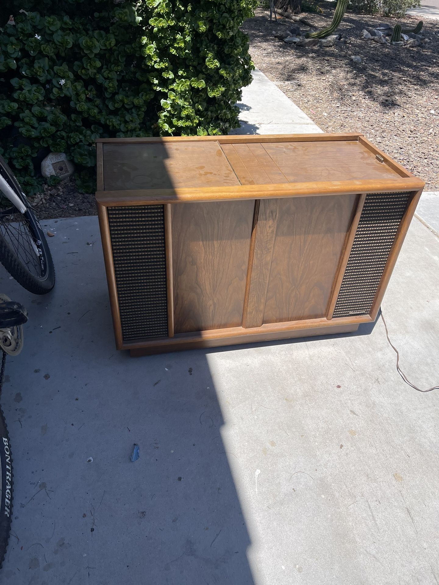 Stereo