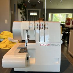 Singer ProFinish Serger Machine