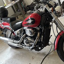 Suzuki Marauder VZ 800