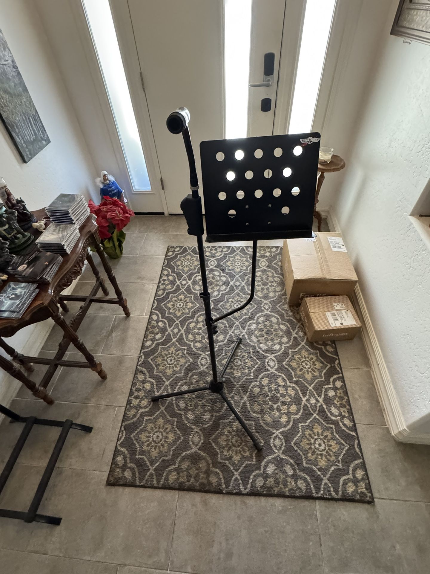 Mic Stand / Gooseneck / Sheet Music Holder