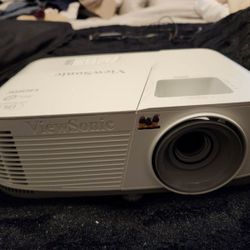 Viewsonic PA503W Projector With Accessories 