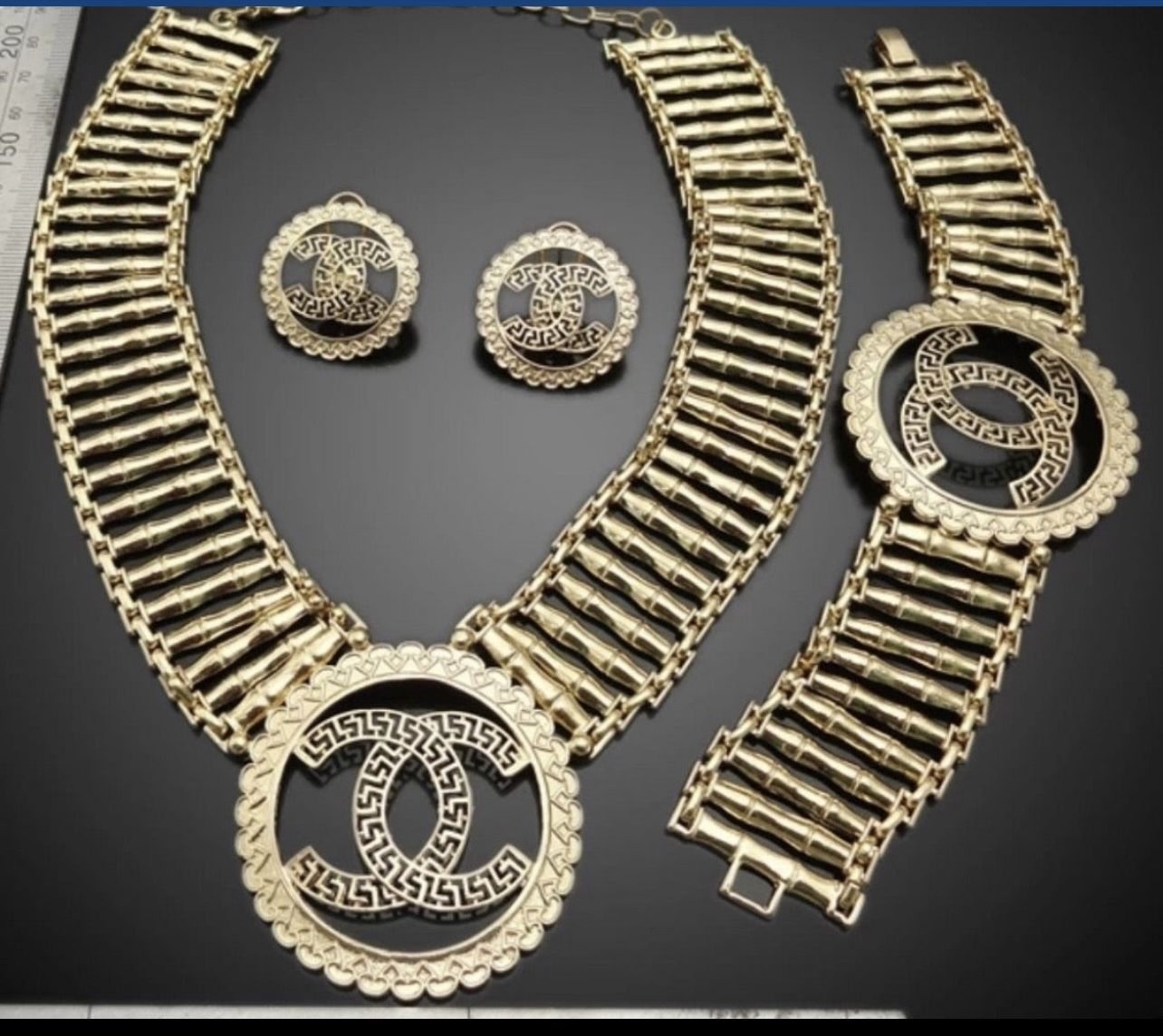 3 pcs set Gold plated jewelry Necklace, Bracelet, Earring.