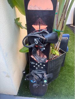 Burton Feelgood 146 Snowboard w/ Burton Lexa Bindings - $275 OBO